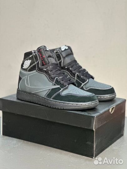 Кросслвки Nike Air Jordan 1 High OG Phantom