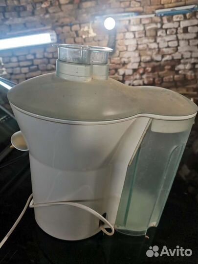 Соковыжималка новая