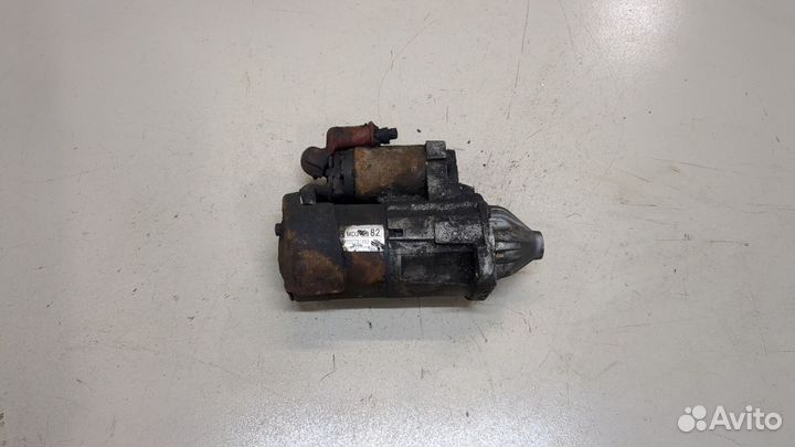 Стартер Mitsubishi Galant, 2001