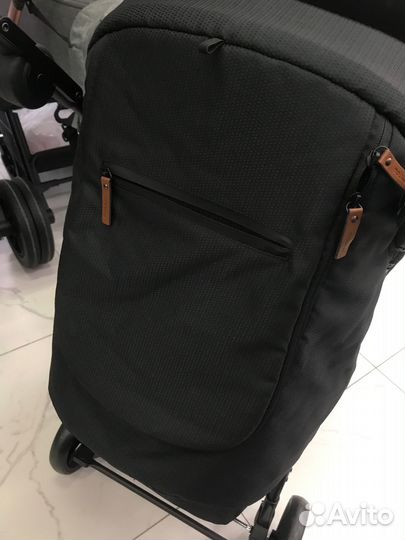 Коляска детская mowbaby 