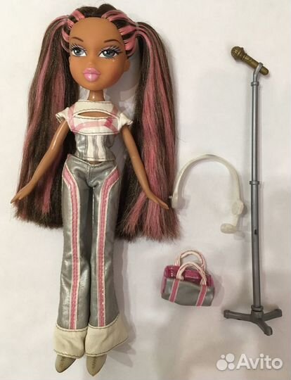 Bratz live in sales concert yasmin