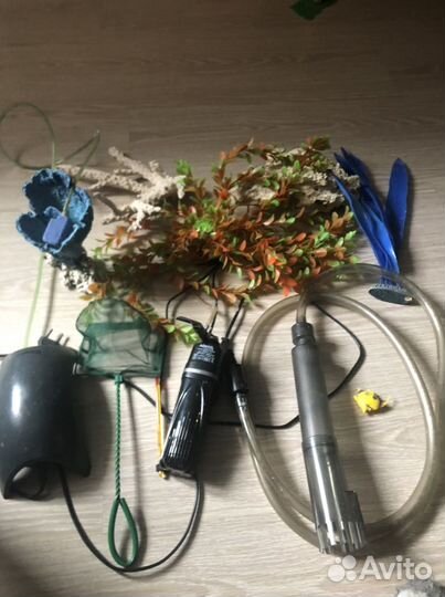 Аквариум 80 л угловой с оборудованием,грунтом