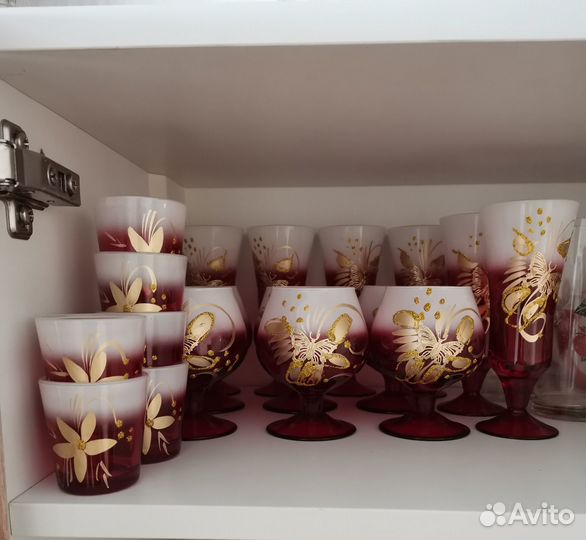 Набор фужеров, бокалов и рюмок. Торг