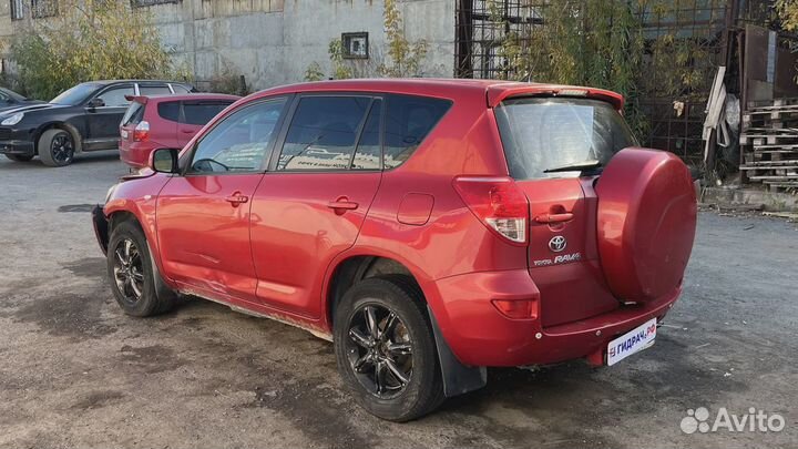 Лючок бензобака Toyota RAV4 (XA30) 77350-42080