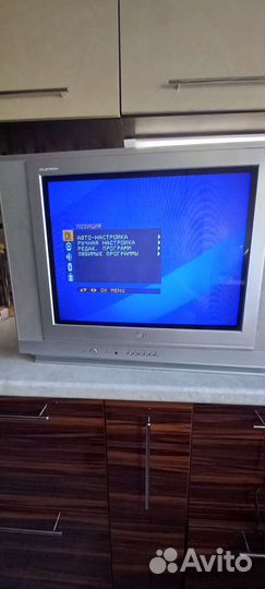 Телевизор бу LG