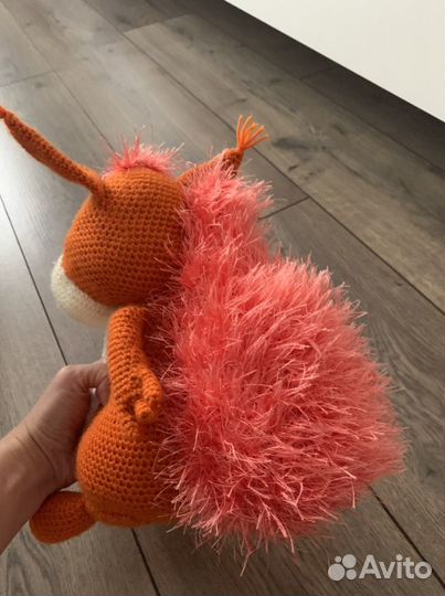 Новая вязаная игрушка Белка