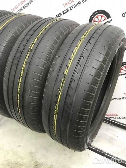 Goodyear EfficientGrip SUV 4x4 215/60 R17 H