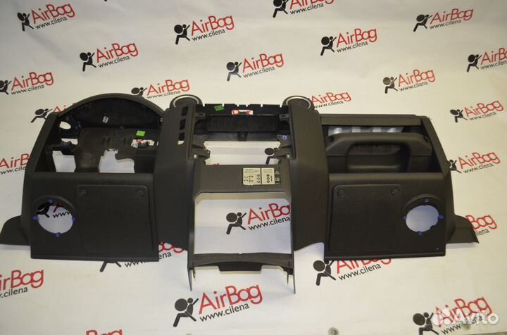 Торпедо панель приборов Land Rover