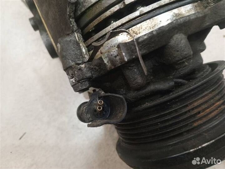 Компрессор системы кондиционирования Ford Fusion