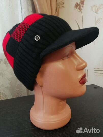 Шапка зимняя вязанная-бомбер