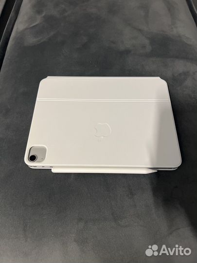 Apple iPad air 4 cellular с magic keyboard