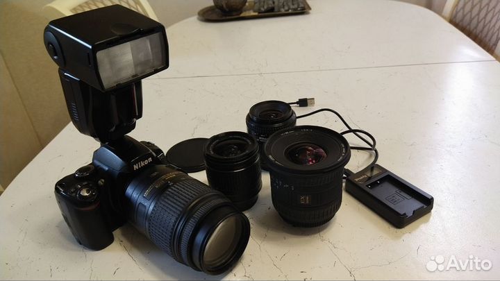 Фотоаппарат nikon D40 + вспышка + 4 объектива