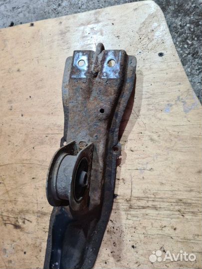 Балка продольная под двс Mitsubishi Lancer 9 4G18