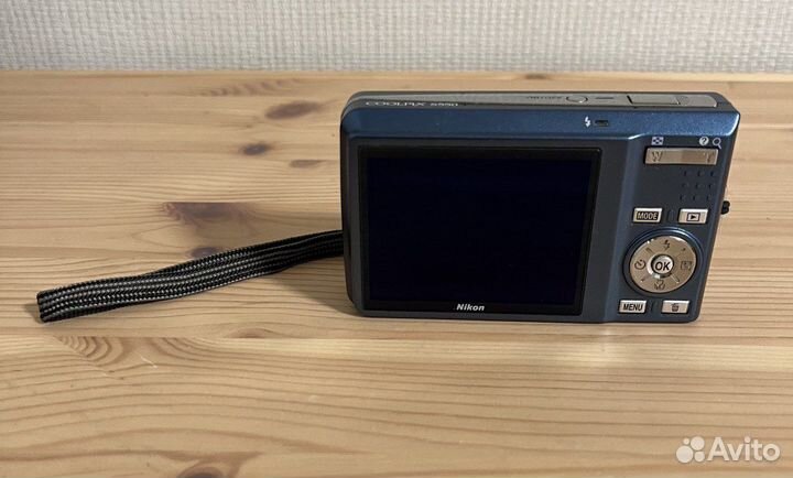 Цифровой фотоаппарат Nikon Coolpix S550