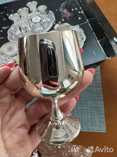 Рюмки с подносом