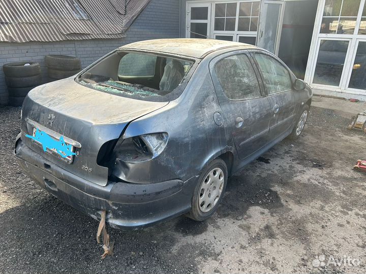 Автомобиль на запчасти peugeot 206
