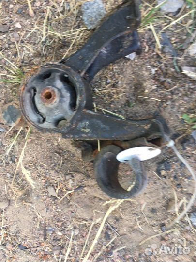 Митсубиси лансер 9 опора двигателя