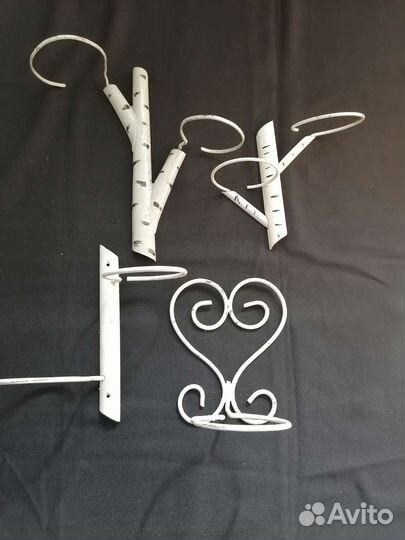 Настенные кронштейны для цветов