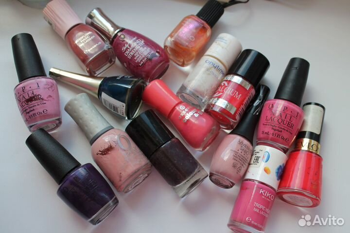 Лак для ногтей пакетом