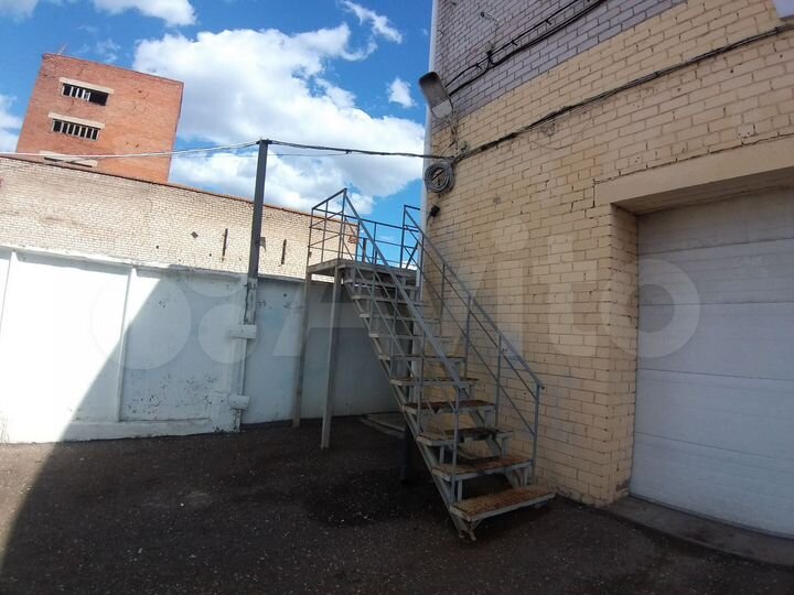 Склад, 208 м²