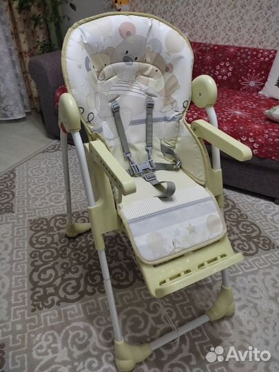 Детский стульчик для кормления