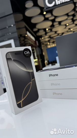 iPhone 16 Pro 512 гб натуральный титан (1sim+eSim)