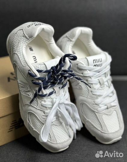 Кроссовки New balance 530 miu miu