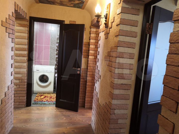 2-к. квартира, 56 м², 9/9 эт.