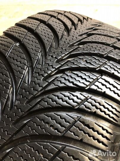 Goodyear UltraGrip Ice+ 215/55 R16 97T