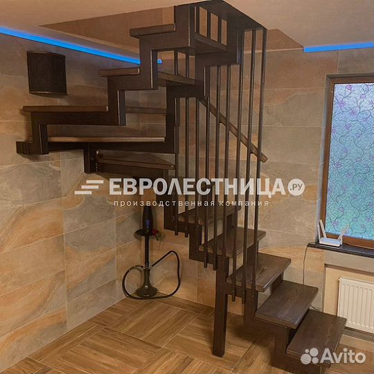 Лестница на второй этаж