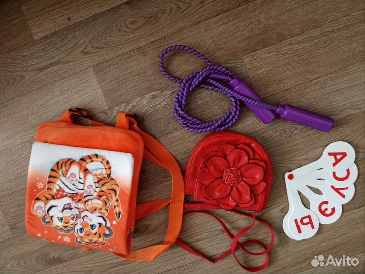 Детские игрушки