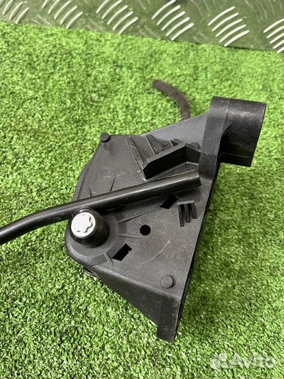 Педаль газа Опель Зафира Б