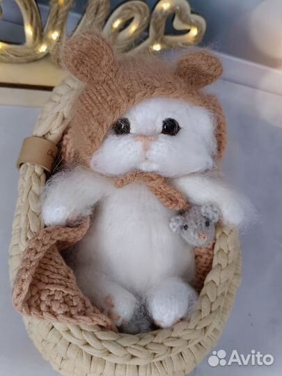 Вязаный котёнок