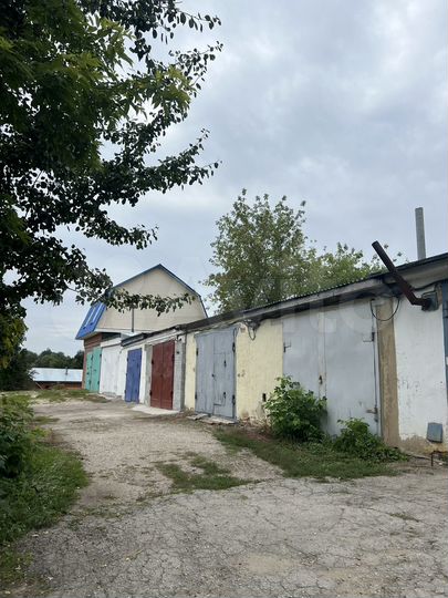 Гараж, > 30 м²