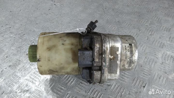 Насос эур 6Q0423156S Volkswagen Polo (2001-2009)