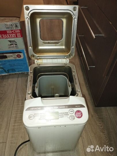 Хлебопечка Hitachi hb-c103
