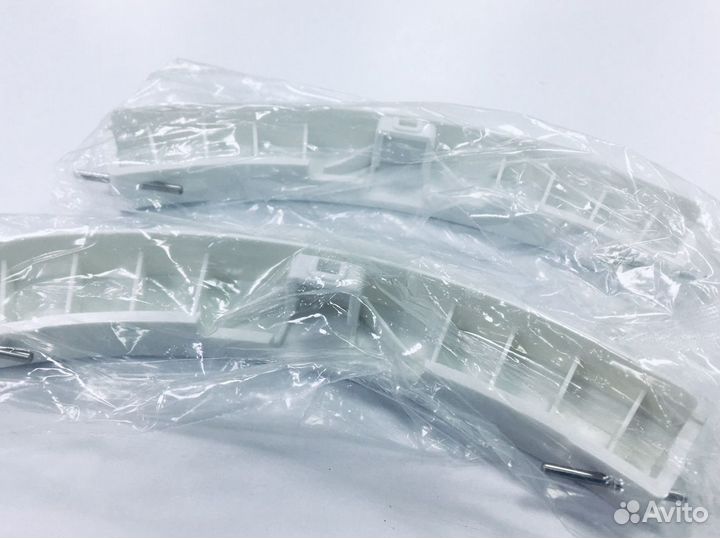 Ручка люка дверцы от стиральной машины Bosch