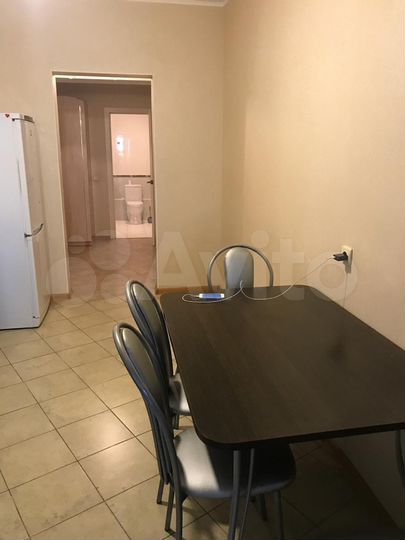 2-к. квартира, 60 м², 9/10 эт.