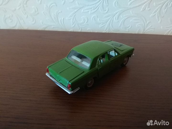 Газ 24. Редкая. Модель 1:43. ussr. 400 лет Саратов