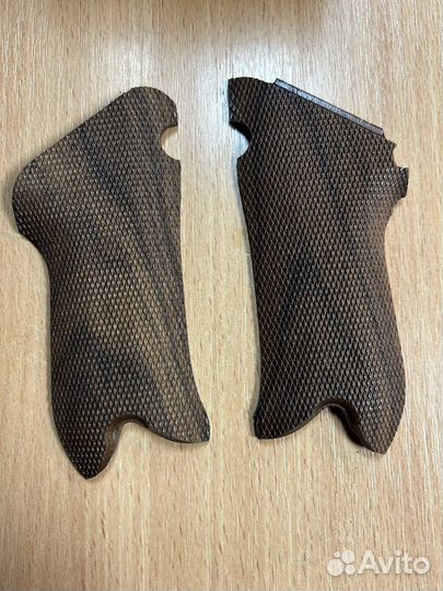 Щечки на люгер