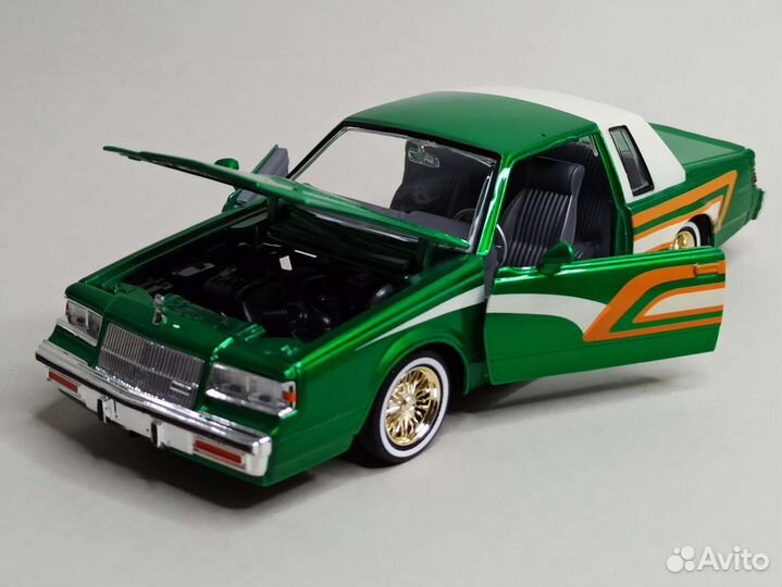 Buick Regal 1987 MotorMax 1:24