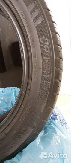 Lassa Driveways 215/50 R17 95