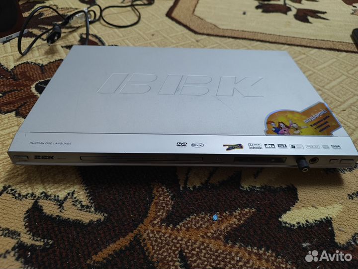 DVD плеер BBK