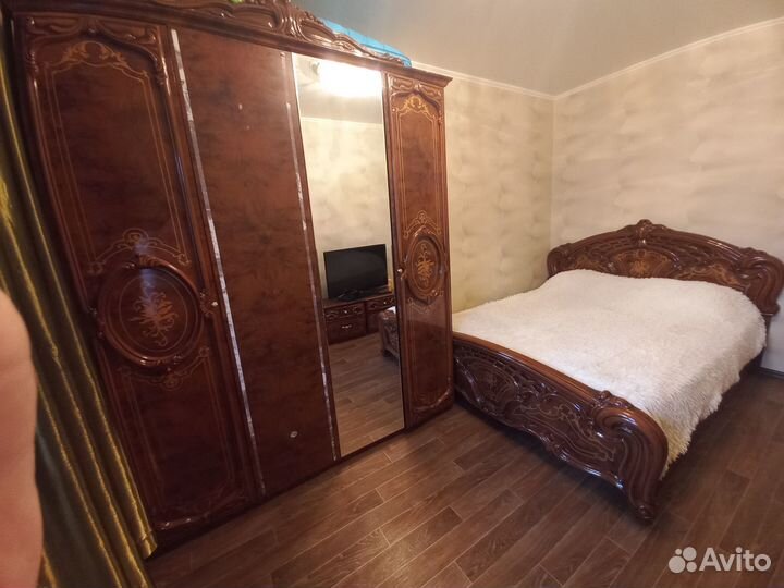 Спальный гарнитур