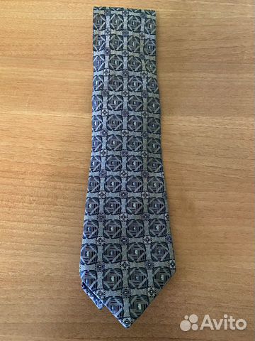 Галстук мужской серого цвета