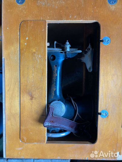 Швейная машина бу