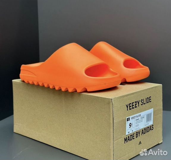 Тапки adidas Yeezy slide