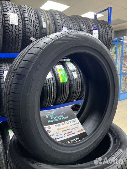 Goodride SA 37 275/35 R19 100W