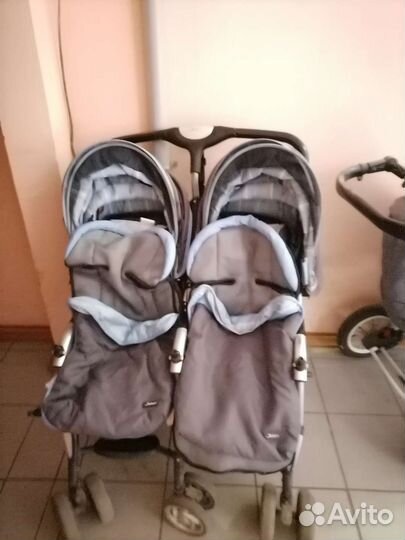 Коляска для двойни и погодок