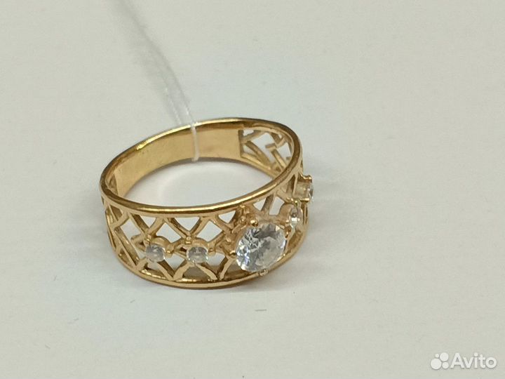 Кольцо с камнями золотое